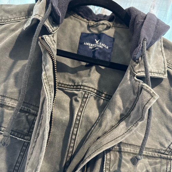 American Eagle jacket - Picture 2 of 9